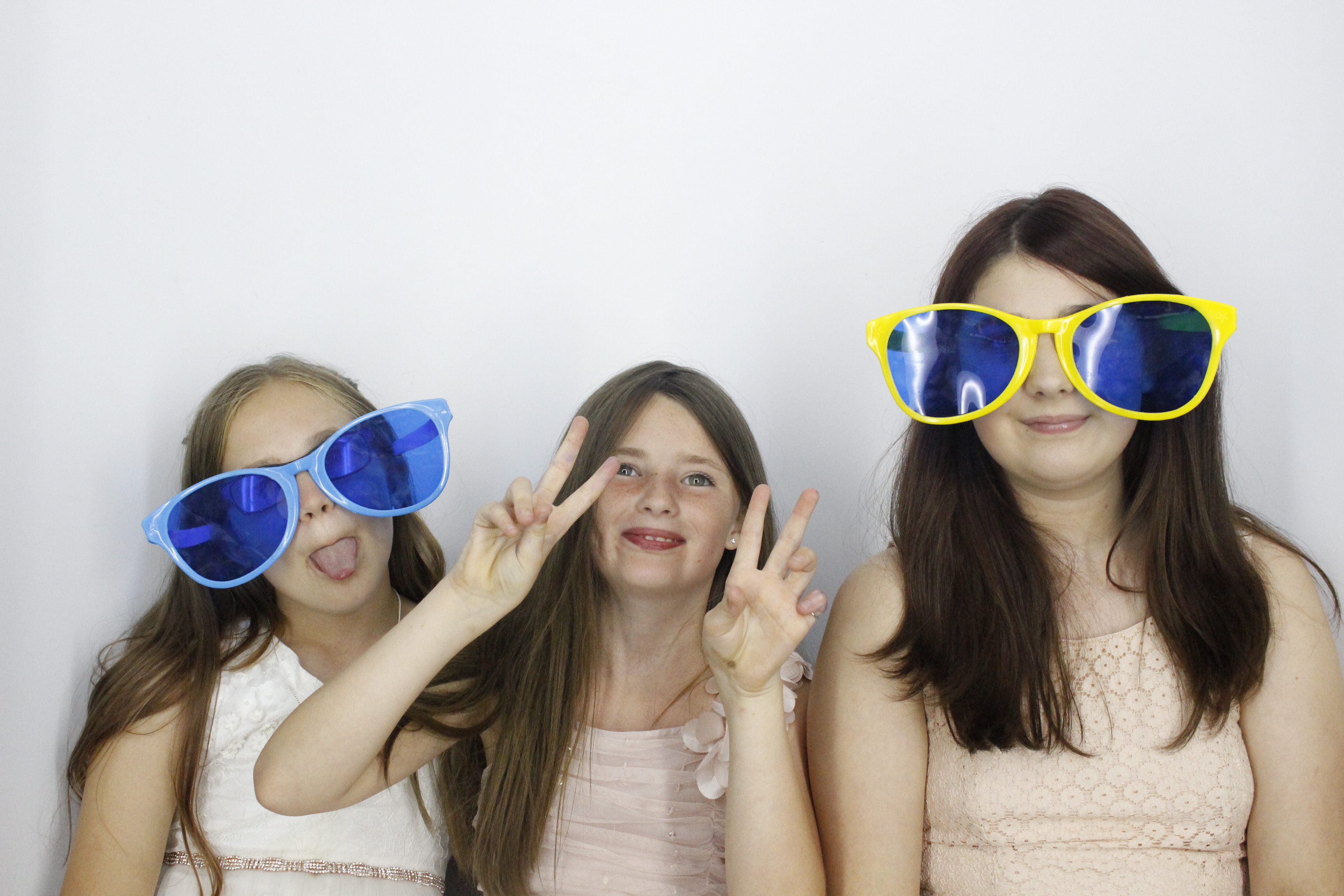 Sam & Rachel's Wedding | View more photos from the event at gallery.myphotoboothexperience.co.uk/u/MyPhotoBoothExperienceLtd/Sam-Rachels-Wedding